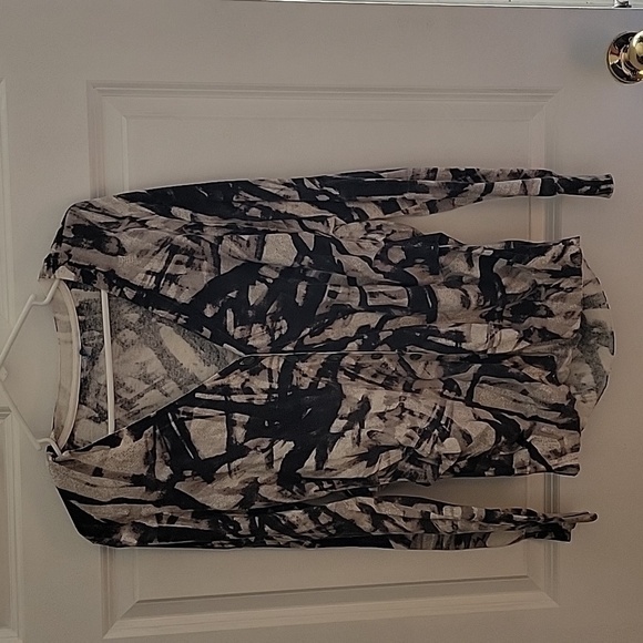 Button Up - Picture 1 of 2